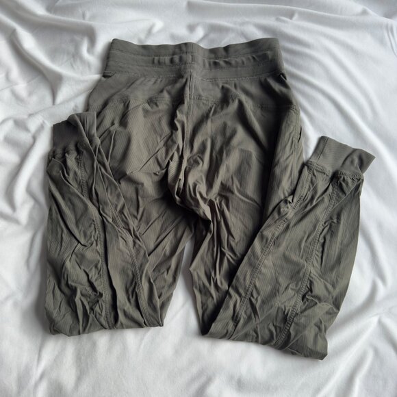 Lululemon Dance Studio Mid-Rise Jogger Full Length - Army Green - Size 4 - Picture 3 of 4